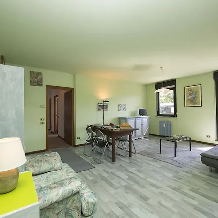 Casa Carlotta Laveno-Mombello