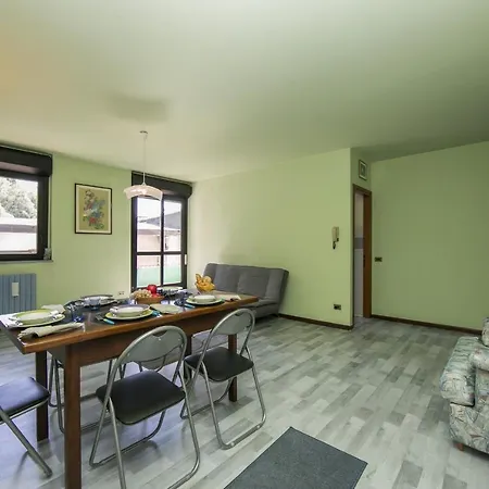 Apartment Casa Carlotta Laveno-Mombello